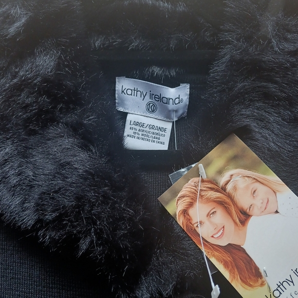 Ladies Kathy Ireland black dressy faux fur collar sweater, size L. NWT - Picture 2 of 4